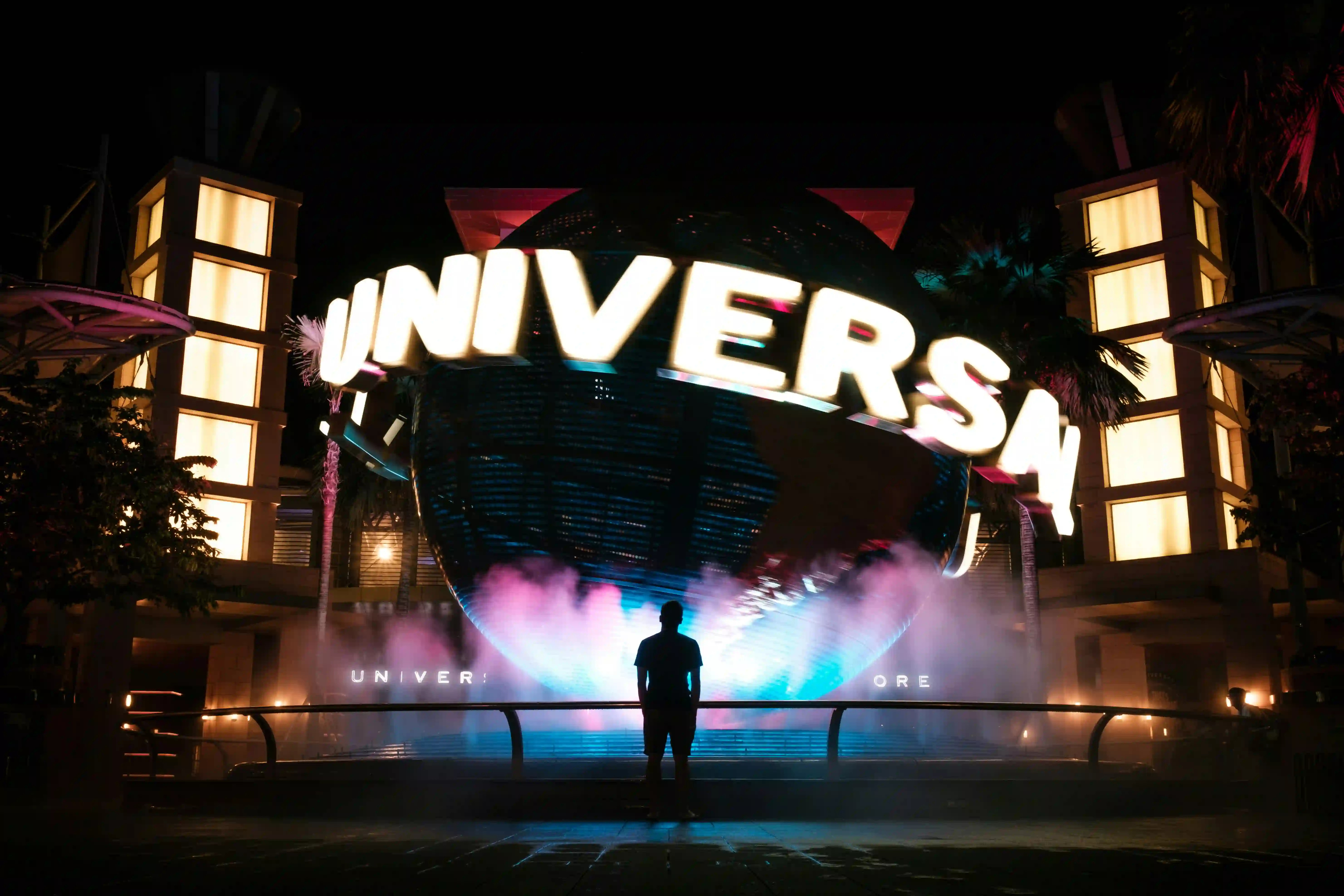man-standing-in-front-of-universal-studio