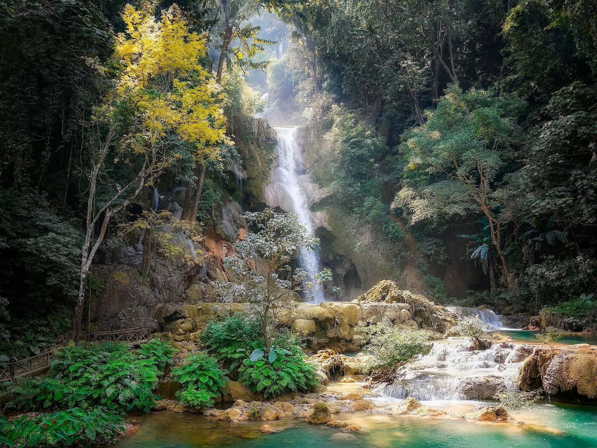 jumpasuk-waterfall-scenery